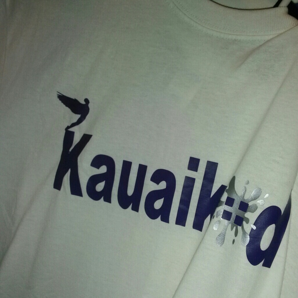 T-Shirts - Picture 3 of 3